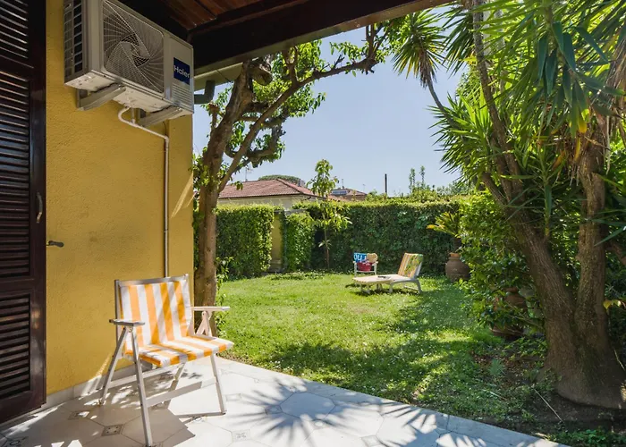 Carlotta By Interhome * Forte dei Marmi