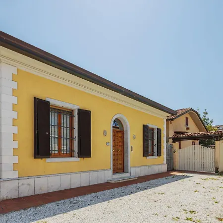 度假居 Carlotta By Interhome 马尔米堡