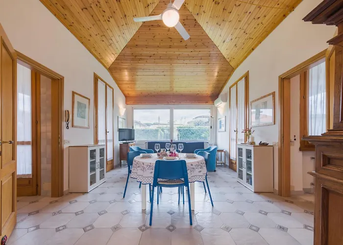 Carlotta By Interhome Forte dei Marmi